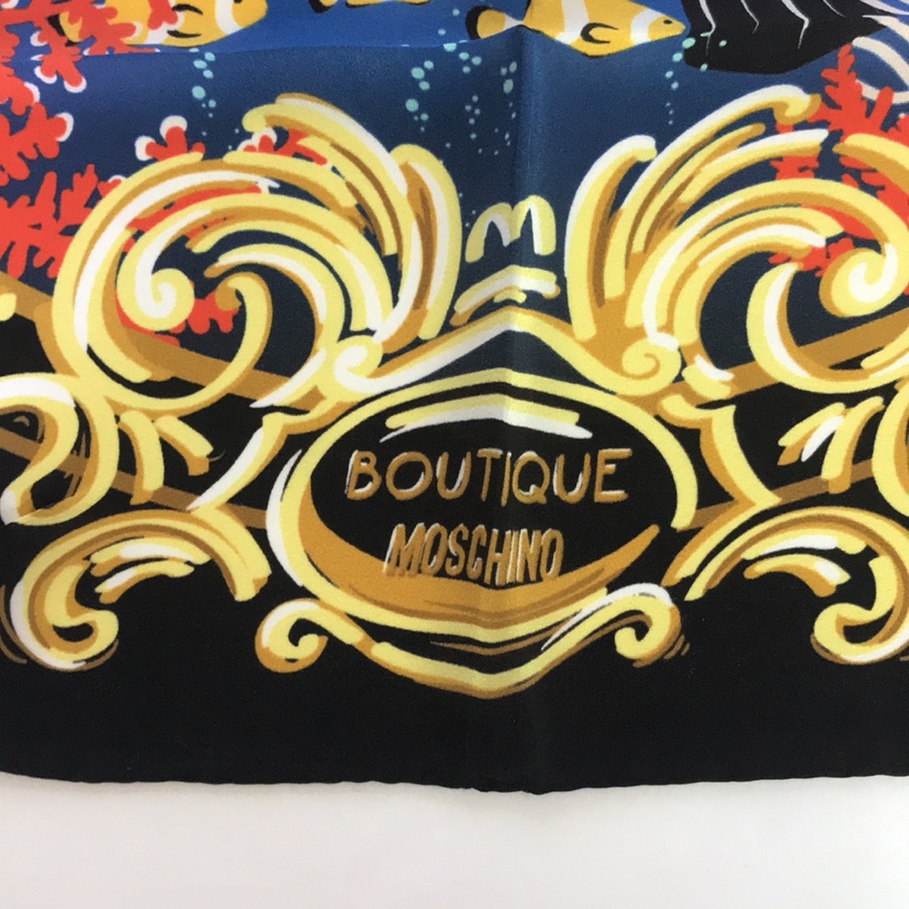 Boutique Moschino Scarf Olive Oyl Snorkeling Silk - Picture 3 of 8